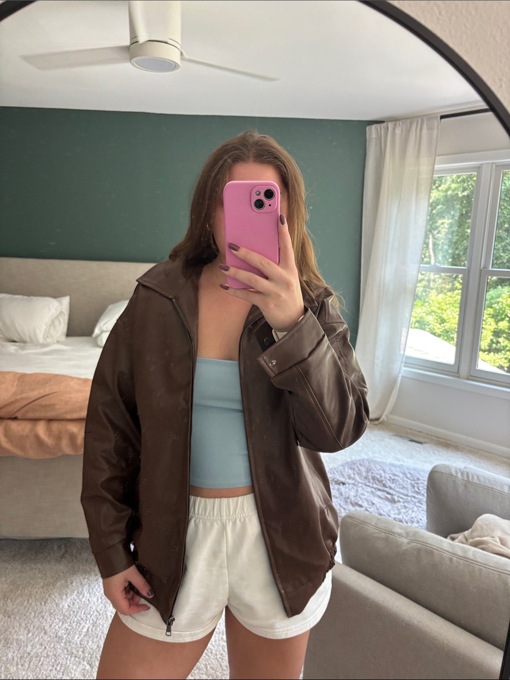 Leather jacket - Picture 6 of 7